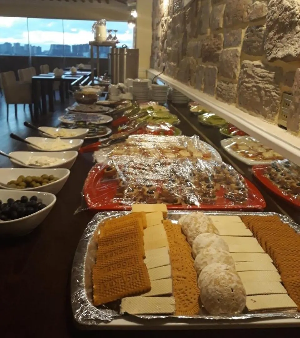 Afina Hotel Baku 4*,